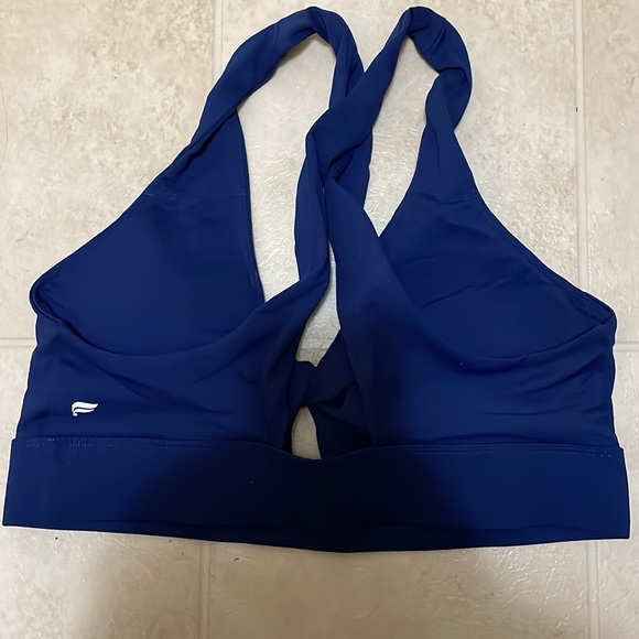 👑 2/$40 👑 Fabletics Oasis Twist Sports Bra - Picture 6 of 8
